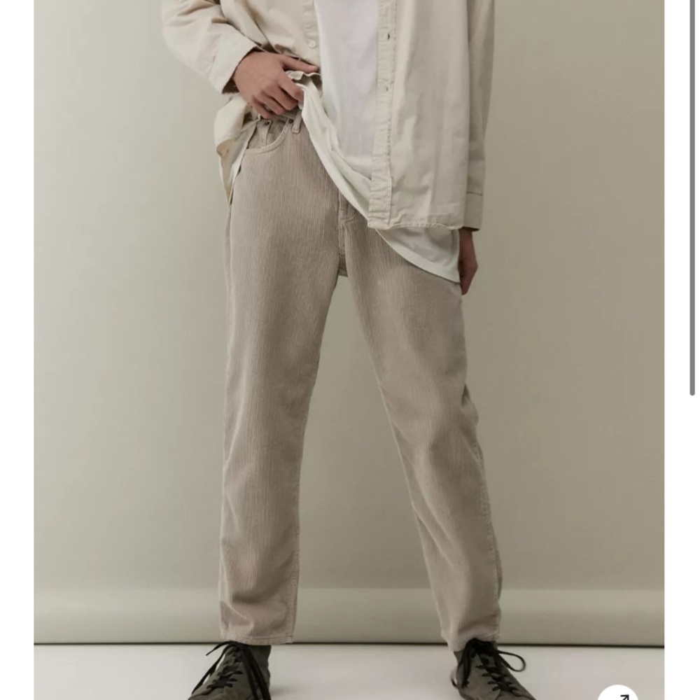BDG Stone Corduroy Dad Pant in Cream